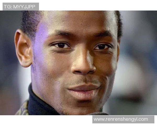 马丁内利的崛起之路：从青涩小将到足球场上的耀眼明星